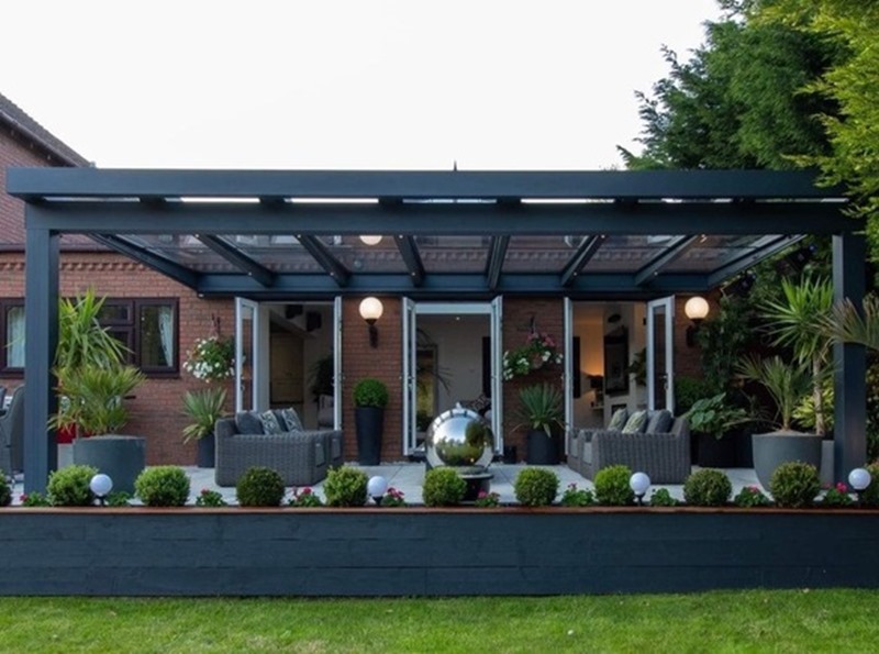 Veranda 1